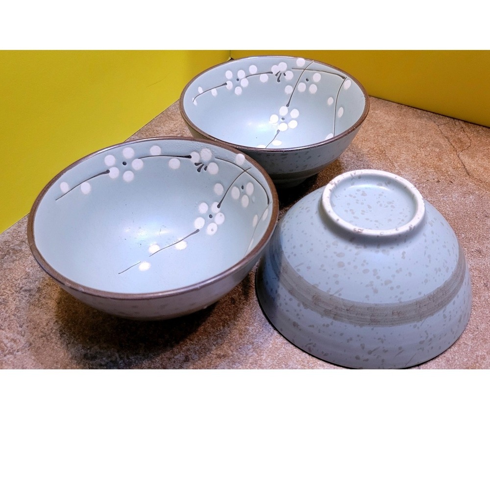 Set of 3 Japanese Style Ceramic Rice Bowls Blue White Cherry Blossom Sakura 4.5"